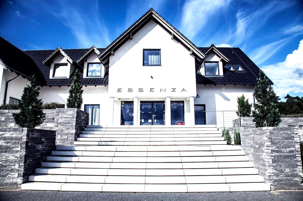 Essenza Party Center Bed & Breakfast Świdnica Dış mekan fotoğraf